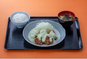 タルタル唐揚げ定食